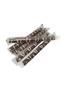 Barquillos Mufy cubiertos de chocolate Negro, delicia clásica